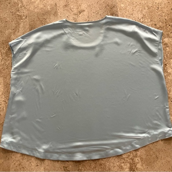 Nordstrom light blue silky dolman top Sz S - Picture 4 of 7